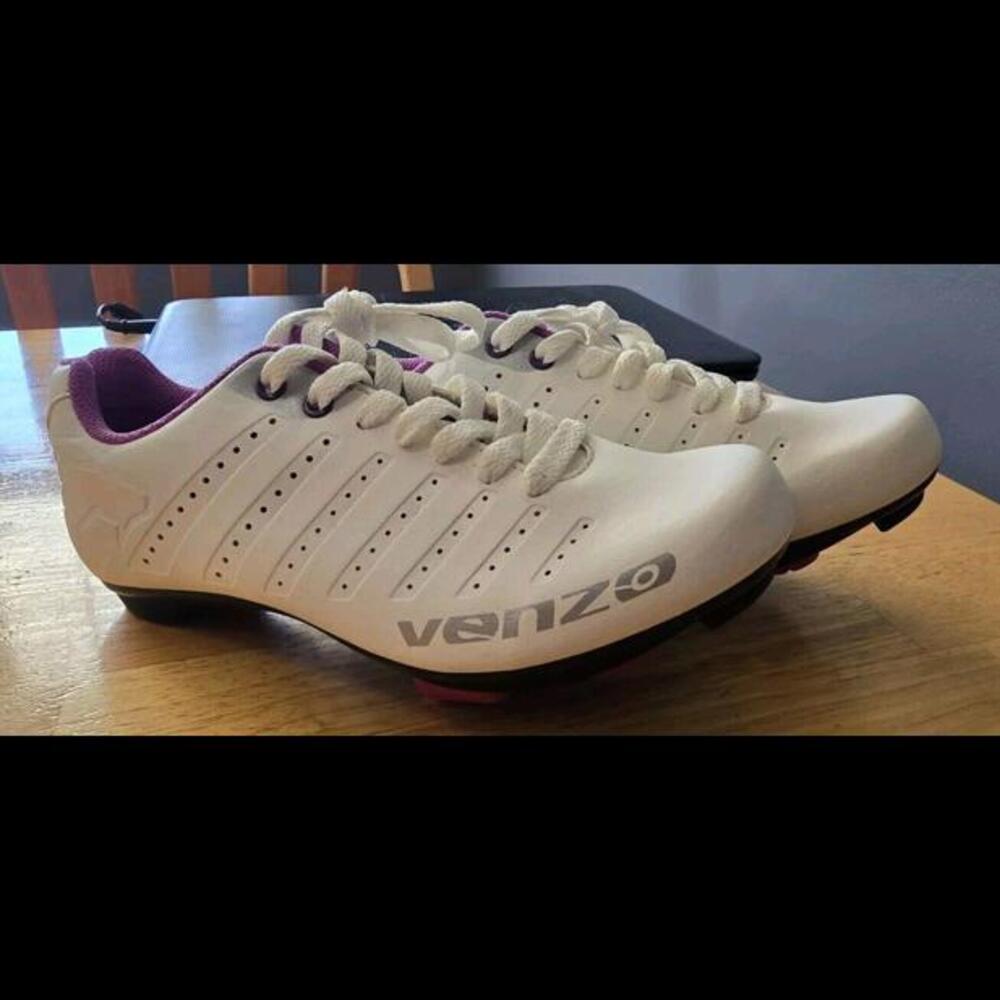 Venzo Cycling shoes size 5.5 Women's  White Purple Lace